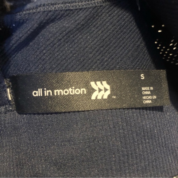 ❤️All In Motion Navy Blue Perforated Sports Bra Size S - Picture 3 of 3